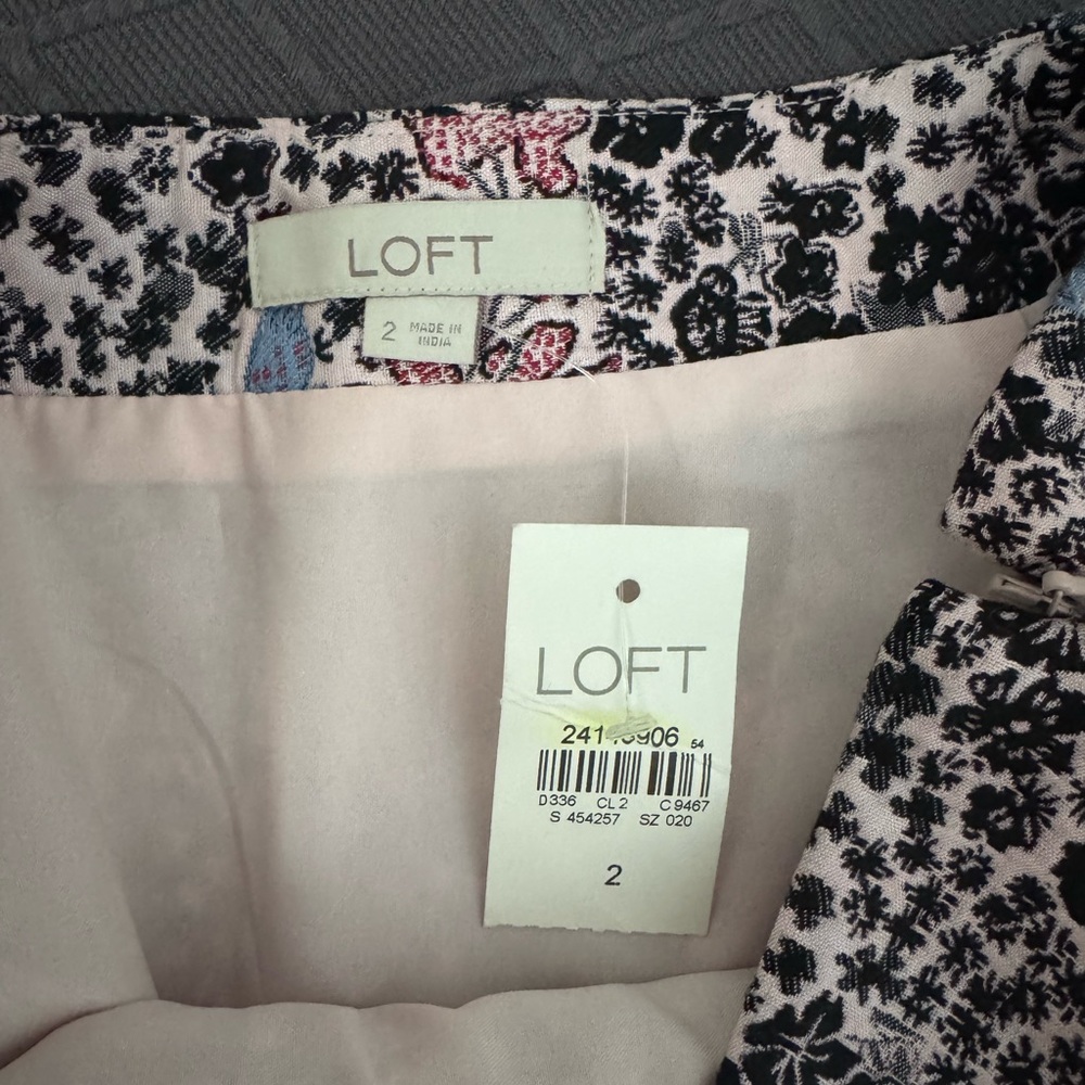 LOFT Floral A-Line Skirt - Black, Pink, Blue, Women’s 2 - Picture 5 of 6